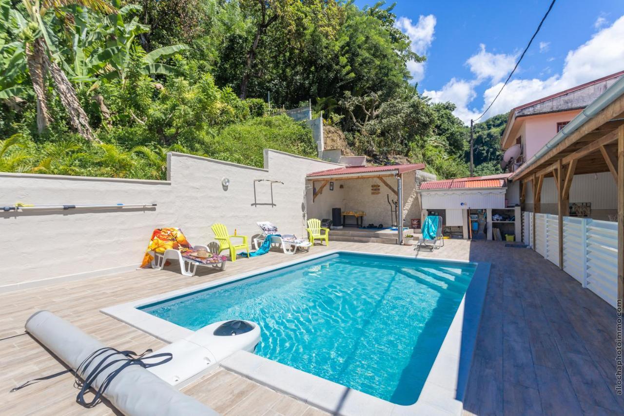 Heliconia - Appt Avec Piscine Partagee Apartment Saint-Pierre Exterior photo
